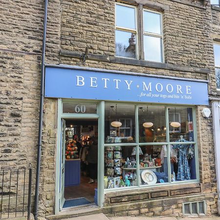 Appartamento Main Street View Keighley Esterno foto